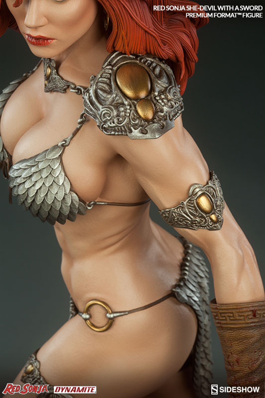 Sideshow Collectibles Red Sonja She-Devil with a Sword Exclusive Premium Format Figure