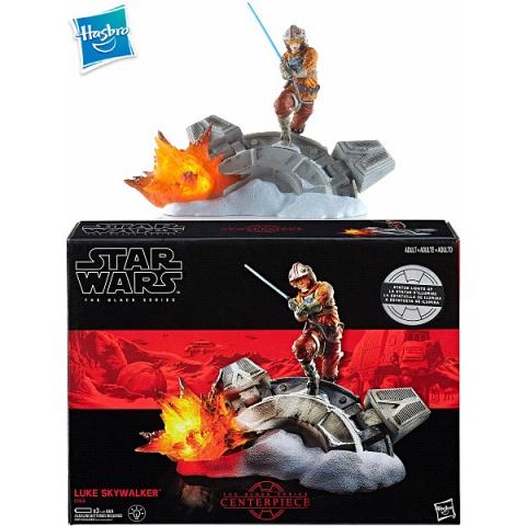 Hasbro Star Wars Black Series Luke Skywalker Centerpiece Statue